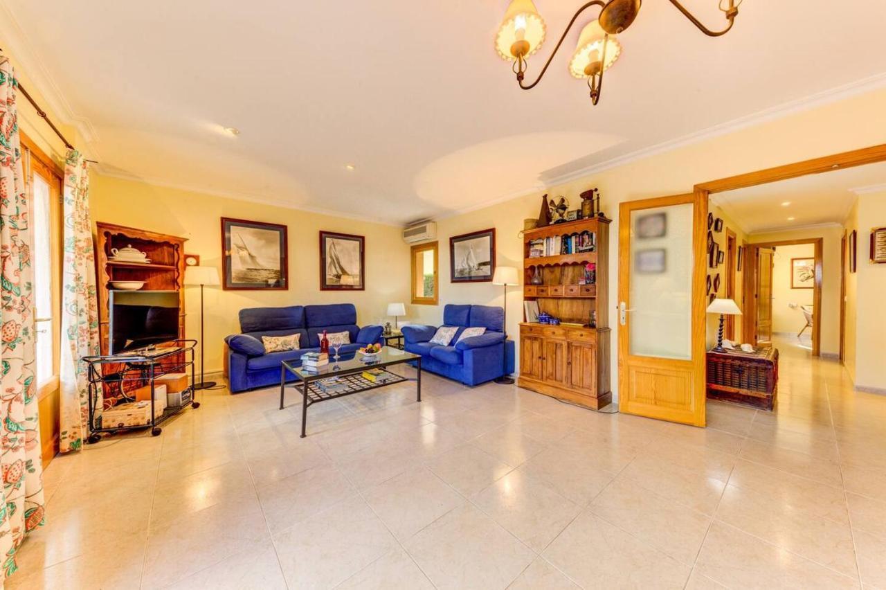 Apartment Veles 3 *